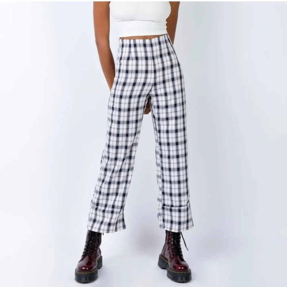 PRINCESS POLLY EUROS PANTS SIZE 4 NWT - Picture 1 of 7